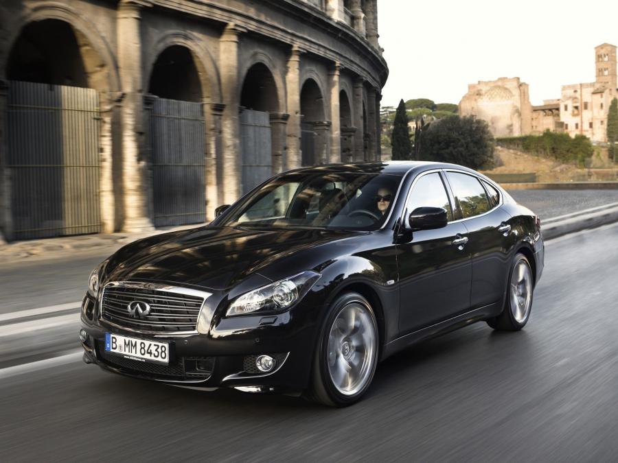  Infiniti M37 S 2010 года  (EU) (фото 14 из 25)